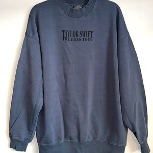 Taylor swift blue crew neck sweater